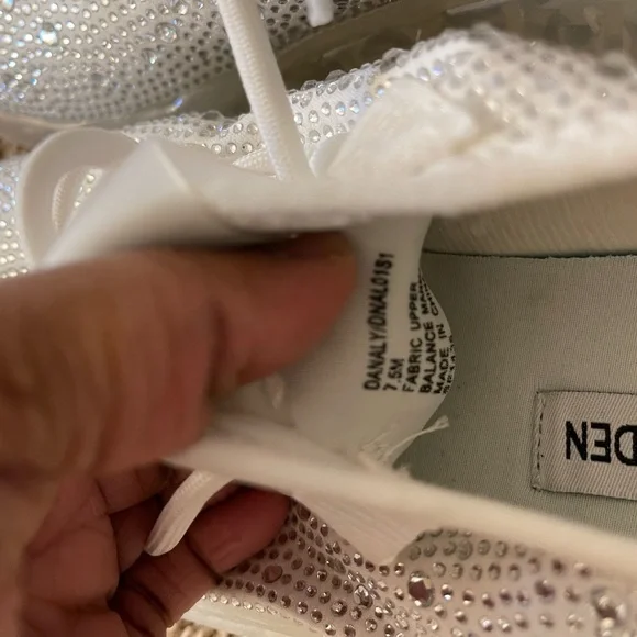 Steve Madden Danaly Sneaker 👟 - Picture 3 of 4